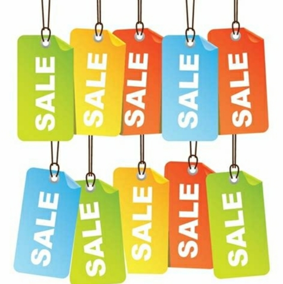 ๐ดCLOSET CLOSING SOON, ALL ITEMS MUST GO!!๐ - Picture 11 of 12